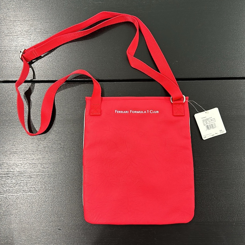 Ferrari Formula 1 Club Leather Crossbody Bag - Picture 3 of 6